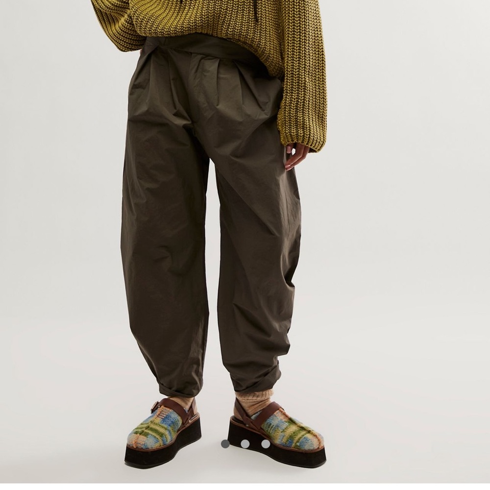 Free People Gabriette Barrel Trouser